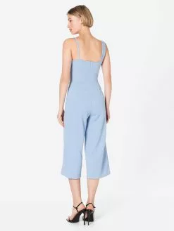 Wal G Kurze Jumpsuits Jumpsuit BETTY Frauen Hellblau -Wal G Verkaufsshop ae4d580f95d243a7e1b92d90efe3e9e1